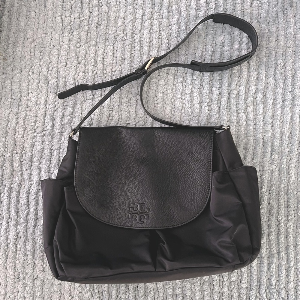 SOLD - Tory Burch Thea Messenger Baby Bag Crossbody - Black
